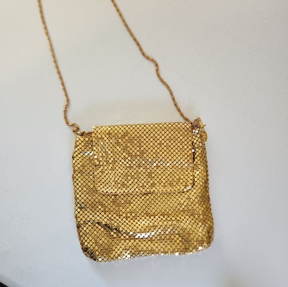 Vintage Debenhams Gold Metallic Metal Mesh Pouch Clutch Handbag Purse Party 90s - Picture 1 of 10